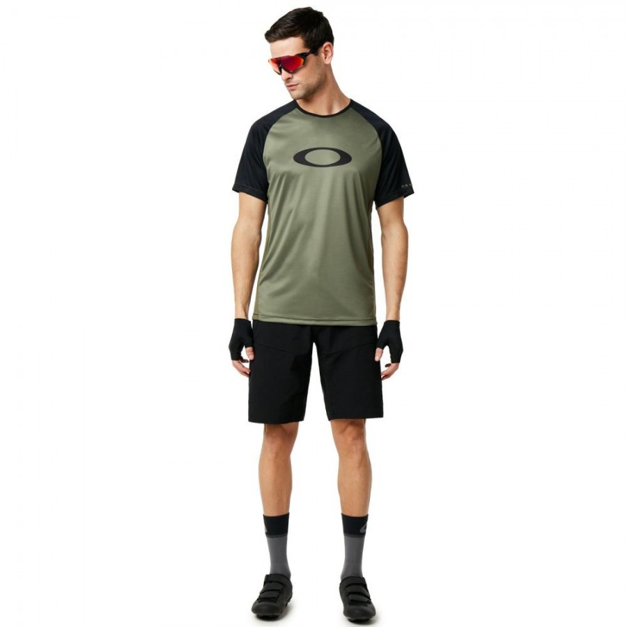 Oakley mtb trail shorts on sale