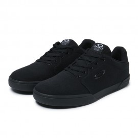 PÁNSKÉ BOTY - OAKLEY CANVAS FLYER SNEAKER Blackout 7.5 - 13551-02E-7.5